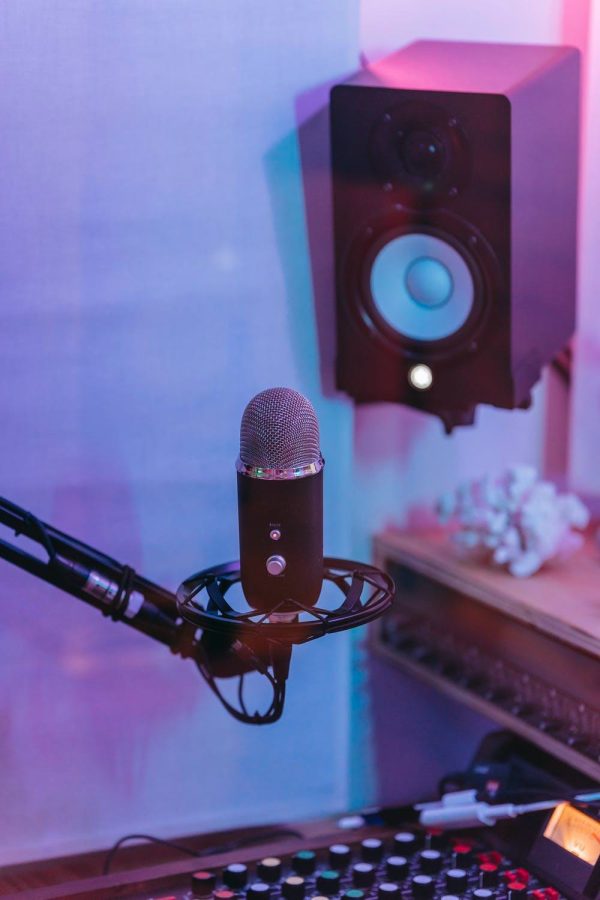 Radio Studio (CC0)
